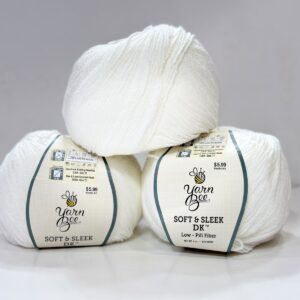 Alternative view of Yarn Bee 330 gr  Low Pill İhraç Fazlası El Örgü ipi - Beyaz