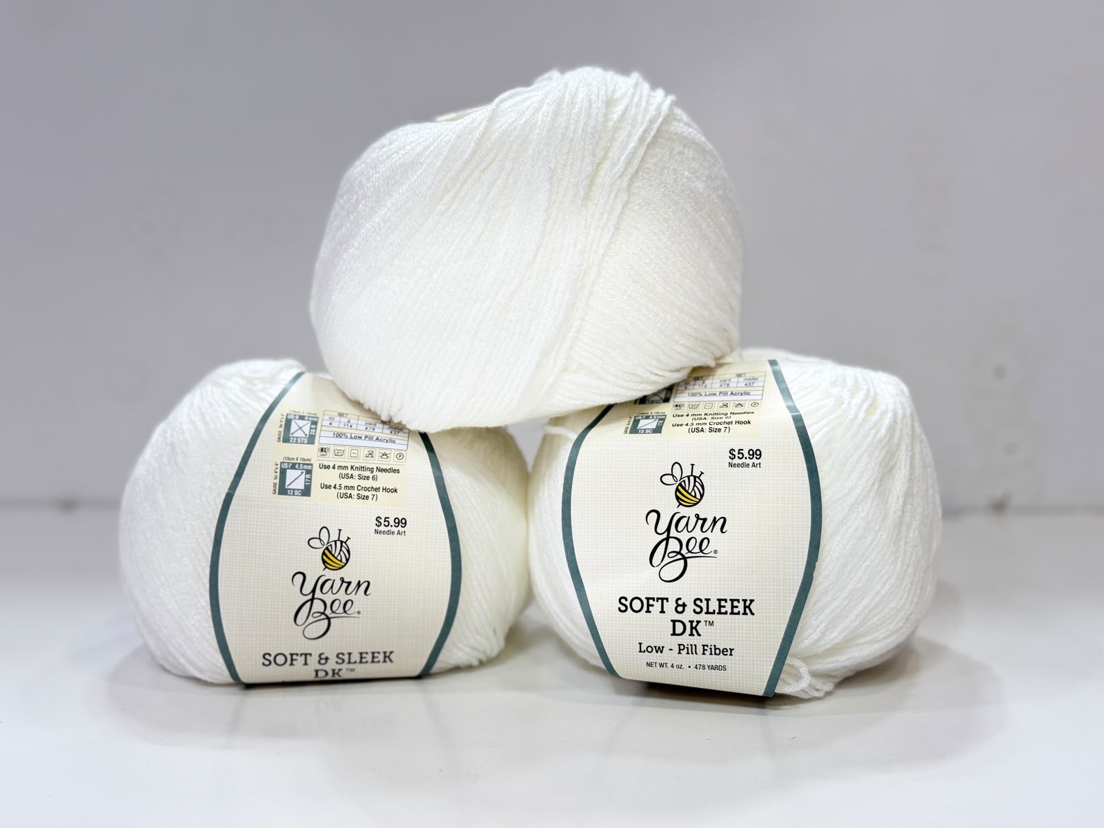 Yarn Bee 330 gr Low Pill İhraç Fazlası El Örgü ipi - Beyaz - Görsel 2